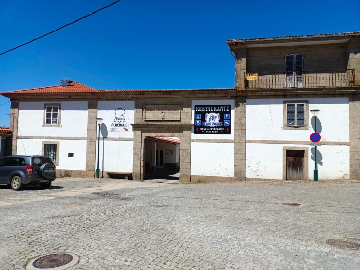 Albergue A Fabrica Lavacolla Bagian luar foto